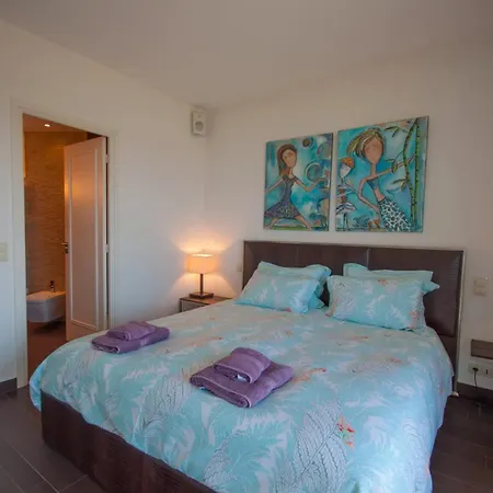 Croisette - 2 Bedrooms - Panoramic Sea View Appartement *